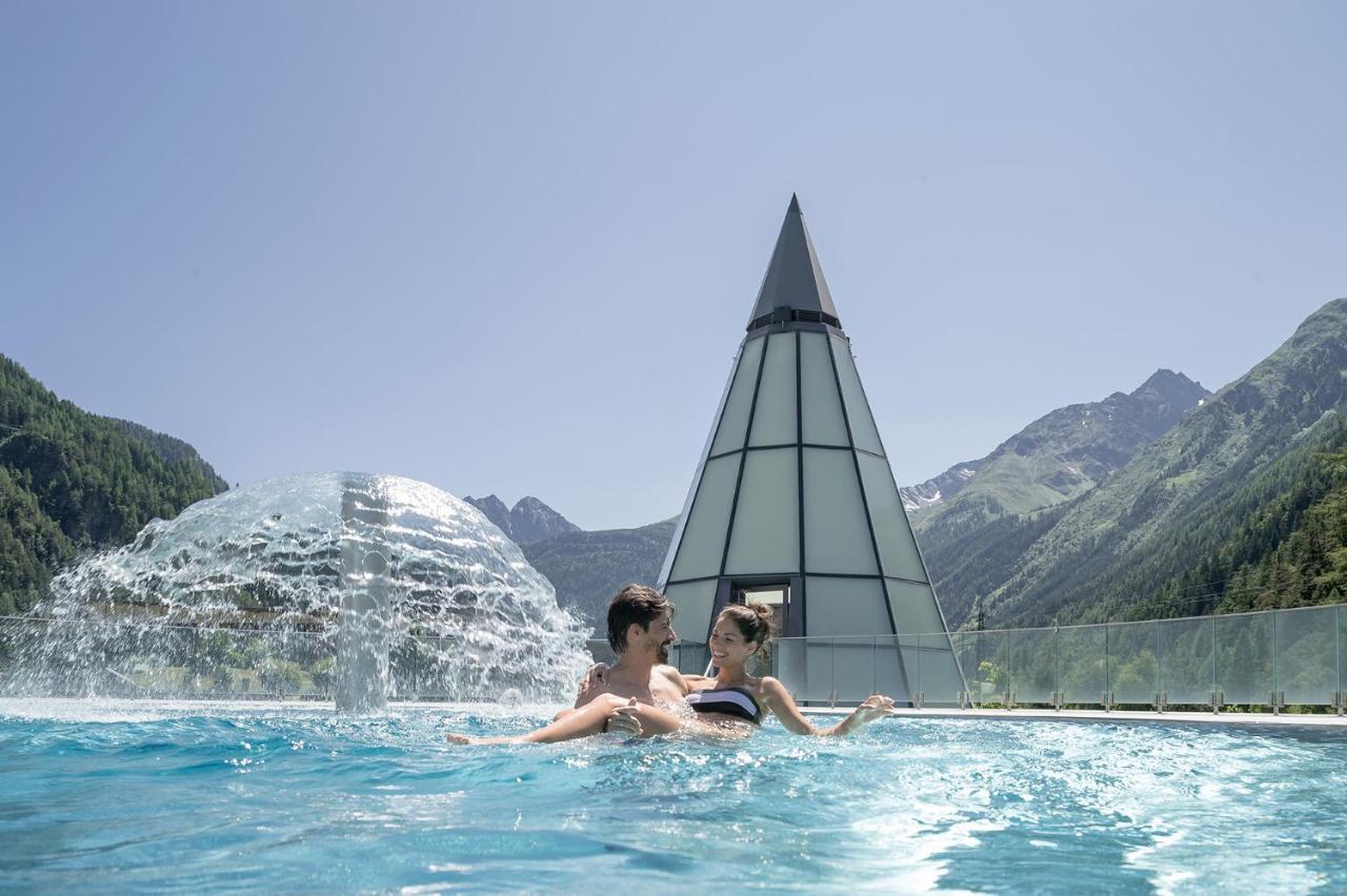 Aqua Dome 4 Sterne Superior Hotel & Tirol Therme Längenfeld Esterno foto
