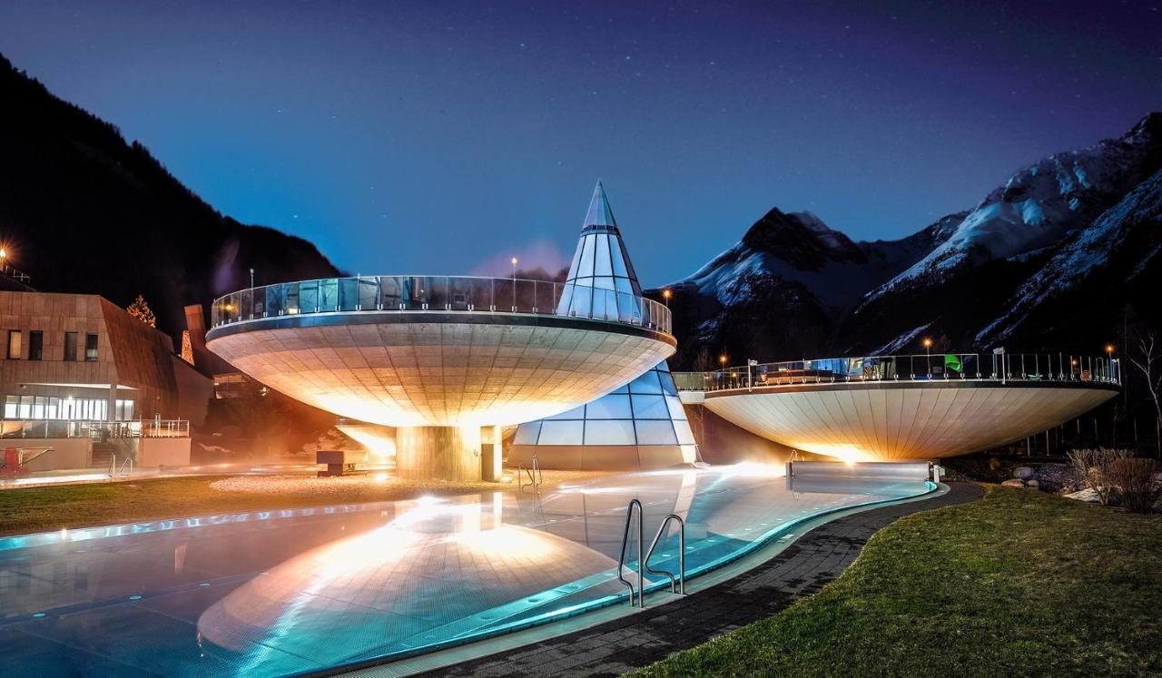 Aqua Dome 4 Sterne Superior Hotel & Tirol Therme Längenfeld Esterno foto