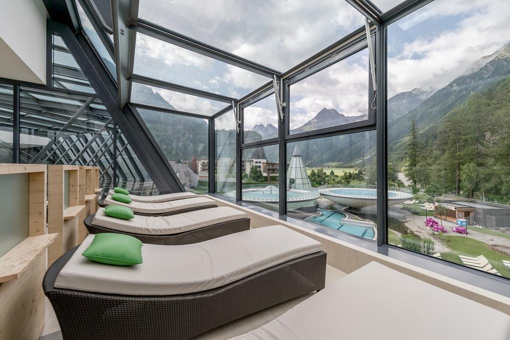 Aqua Dome 4 Sterne Superior Hotel & Tirol Therme Längenfeld Esterno foto