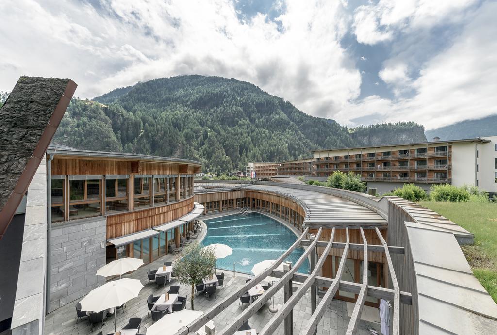 Aqua Dome 4 Sterne Superior Hotel & Tirol Therme Längenfeld Esterno foto